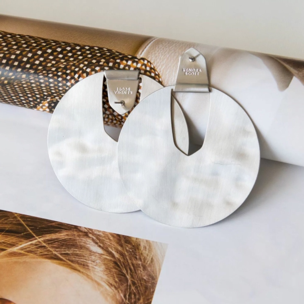 Kendra Scott • Diane Statement Earrings • Silver - Picture 5 of 6